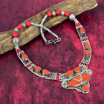 Красный коралл драгоценный камень 925 стерлингового серебра ожерелье, серебряное ожерелье великолепное ожерелье, ювелирные изделия ручной работы непальское ожерелье подарок для жены 18 Inches красный