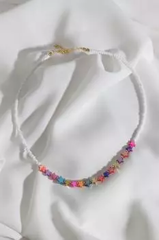 Красочное ожерелье из бисера со звездами