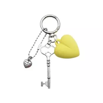 Красочный брелок в форме сердца Модный и привлекающий внимание акриловый кулон для сумки Брелок для ключей Декоративный аксессуар для ключей жёлтый