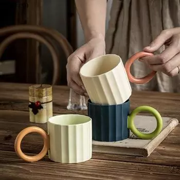 Креативная большая круглая ручка кружка офисная чашка для воды завтрак йогурт молоко чашка для вечеринки пара кофейная чашка европейский керамический набор для питья