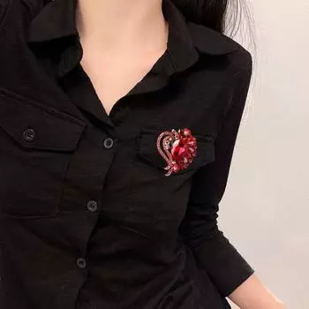 Креативная брошь с блестящими стразами, инкрустированная стеклом, в форме сердца, пальто, булавка с лацканами, платье, шаль, шапка, шарф, значок, аксессуары для пальто синий