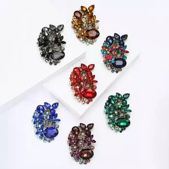 Креативная модная брошь из сплава со стразами и стеклом, атмосферная универсальная женская брошь для костюма, кардигана, корсажа, ювелирного украшения