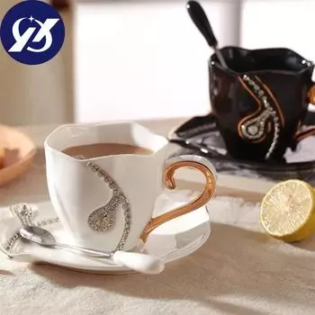 Креативная простая керамическая чашка для кофе в европейском стиле, инкрустированная бриллиантами, набор с блюдцем, роскошная классическая чашка для послеобеденного чая для пар, чашка для завтрака с молоком 250ml