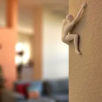 Креативная статуэтка альпиниста из смолы, настенное украшение для скалолазания Left