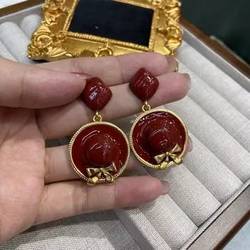 Креативные серьги из медной позолоченной винтажной эмали с масляной отделкой, серьги-гвоздики из ангоры с красным бантом в виде соломенной шляпы