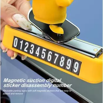 Креативный автомобильный орнамент, забавный мультяшный скейтбордист, медведь, съемные украшения для центральной консоли, парковочный номерной знак, номерной знак розовый