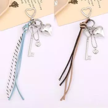 Креативный брелок для ключей в виде сердечка, простой универсальный брелок для женщин и девочек, изысканный аксессуар для украшения рюкзака, подарки