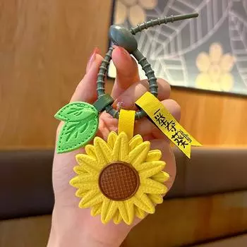 Креативный брелок-подвеска «Чемпион из мультфильма» — подарок на выпускной для студентов