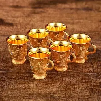 Креативный легкий роскошный набор для вина, набор для вина с узором «Павлин», украшение для гостиной, подарочные изделия, металлическая посуда для вина золотой