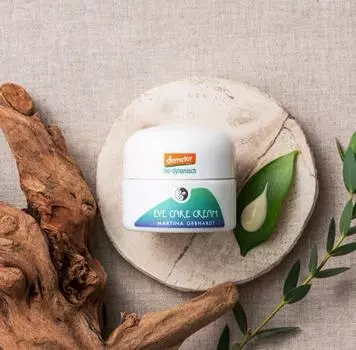 Крем для кожи вокруг глаз с авокадо Martina Gebhart 15 мл