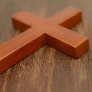 Крест из натурального ясеня из красного дерева, христианский деревянный крест, подарок Иисусу, деревянный настенный крест, украшение