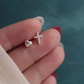 Крест Стразы Любовь Асимметричная Мини Серьга Ниша Серьги Модные Ушные Кости Стич Женщины