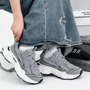 Кроссовки для пап на толстой подошве, увеличивающие рост, мужские кроссовки для бега на открытом воздухе, повседневная и универсальная мужская обувь, дышащие кроссовки для бега 39 чёрный