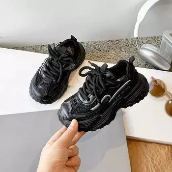 Кроссовки для студентов с толстой мягкой подошвой 2024 года, новая модная спортивная обувь для мальчиков и девочек, нескользящие детские кроссовки с воздушной сеткой, дышащие 26 серебряный