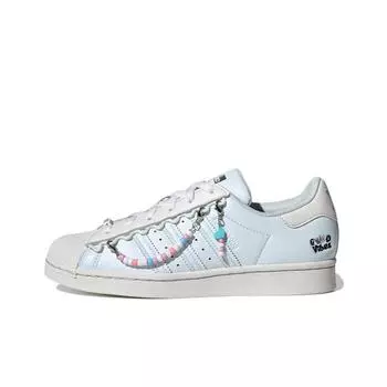 кроссовки Female adidas originals Superstar Skate shoes HP7827