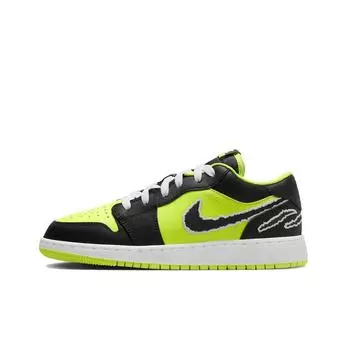 кроссовки Jordan 1 Low SE Black Cat Volt (GS) DX6666-701