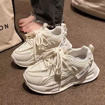 Кроссовки с толстой подошвой из сетки 2024 года, новые модные тенденции весны и лета, удобные, дышащие, повседневные, универсальные спортивные кроссовки 35 чёрный