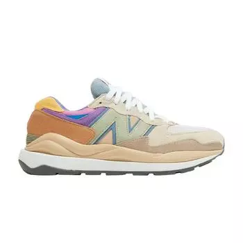 Кроссовки унисекс New Balance 57/40 Calm Taupe Vibrant Apricot Серые M5740SSP 36