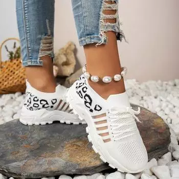 Кроссовки женские на шнуровке с толстой подошвой новые модные дышащие кроссовки для бега и тенниса дышащие удобные повседневные женские туфли 36