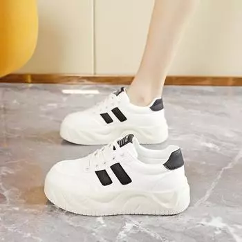 Кроссовки женские новые весенне-осенние на толстой подошве оригинальные нишевые кроссовки для отдыха универсальные спортивные белые туфли 35 чёрный