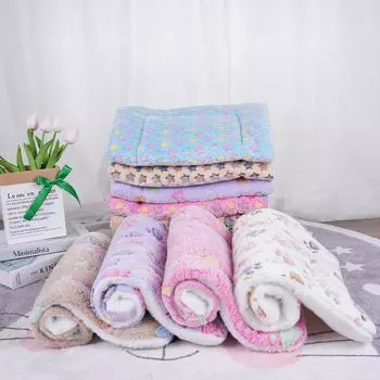 Кровать для собак, фланелевое утолщенное одеяло, подушка, моющиеся аксессуары для кровати для щенков, средняя корзина для домашних животных, маленький коврик, теплый диван, питомник L 61x41cm