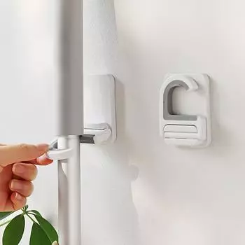 Крючок для хранения швабры в ванной без дырокола белый