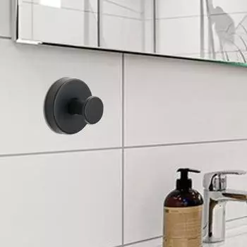 Крючок с присоской. Прочный, выдерживающий нагрузку. Нержавеющий. Легко устанавливается. Не требует сверления. чёрный