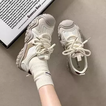 Круглая голова демонстрирует маленькие и увеличенные туфли для папы на толстой подошве для женщин 2025 года, новые легкие и дышащие уродливые милые спортивные туфли 35 розовый