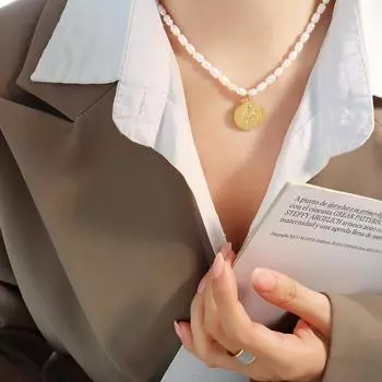 Круглая подвеска с портретом из позолоченной французской титановой стали, ожерелье из пресноводного жемчуга, нейтральный ветер, не выцветает, бисерные украшения ручной работы.