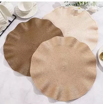 Круглые салфетки под приборы с плетеным дизайном, термостойкие салфетки для стола, моющиеся, с гофрированным краем, нескользящие салфетки для обеденного стола, украшение стола 38cm красный
