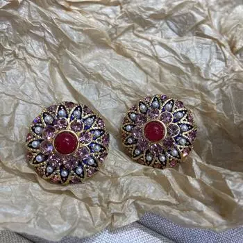 Круглые серьги-гвоздики в форме калейдоскопа