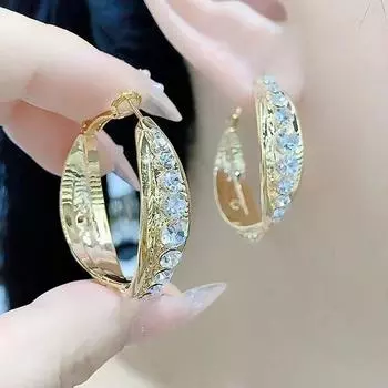 Круглые серьги с бриллиантами и камнями для женщин