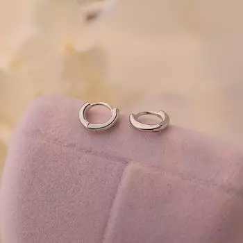 Круглые серьги в стиле минимализма, крутой темперамент, литературные серьги разных размеров, геометрические, нишевые