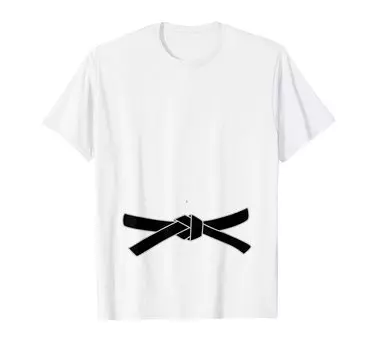 Крутая футболка с черным поясом по японским боевым искусствам каратэ дзюдо белый