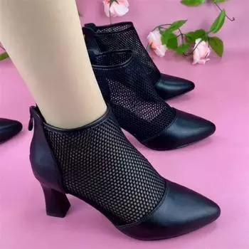 Крутые ботинки с сетчатыми отверстиями. Новые ботинки из сетчатой ткани. Сандалии из мягкой кожи на высоком каблуке с острым носком. Ботинки martin на толстом каблуке. 35