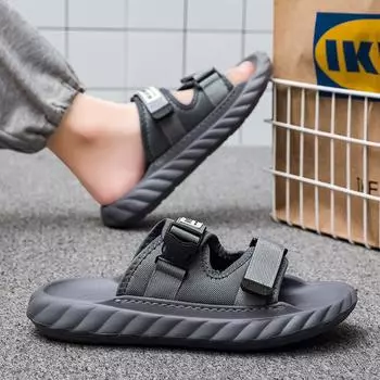 Крутые тапочки мужские летние 2025 новые наружные тапочки удобные повседневные спортивные мягкие подошвы нескользящие пляжные сандалии 40 чёрный