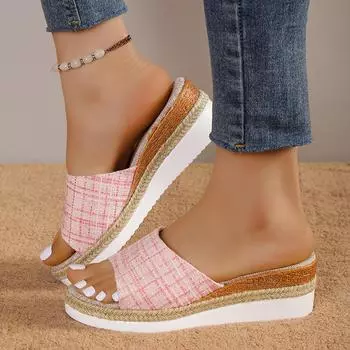 Крутые тапочки на покатом каблуке женские летние 2024 года, новые повседневные пляжные тапочки с толстой подошвой и средним каблуком, рыбий рот, крутые тапочки женские 35 небесно-голубой