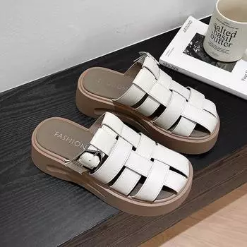 Крутые тапочки на толстой подошве для женщин, летняя одежда 2025 года, новые модные универсальные тапочки-мешки, туфли-кексы в виде свиной клетки для женщин 35 чёрный