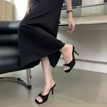 Крутые тапочки на высоком каблуке, женские босоножки с открытым носком, размер женский, ремешок на щиколотке, новые, с квадратной головкой, черный атласный бант 35