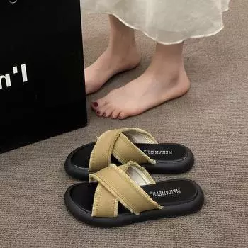 Крутые тапочки с перекрестными ремешками, женская летняя одежда 2024 года, новые универсальные пляжные сандалии на толстой подошве, новые 35