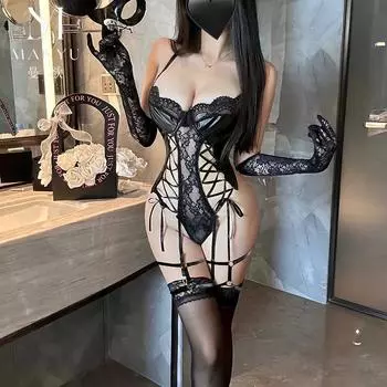 Кружевной и кожаный комплект нижнего белья «Королева червей» XS