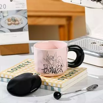 Кружка с розовым цветком и закрытой ложкой, высококачественная керамическая чашка, офисная кофейная чашка, домашняя парная чашка для питья 380ml