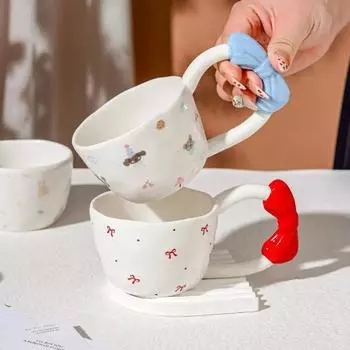 Кружка с ручкой-бантом, красивая керамическая чашка для питьевой воды, сувенир в виде сердца для девушки, симпатичные кофейные чашки, рождественский подарок, посуда для питья 300ml