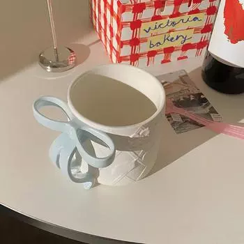 Кружка с ручкой-бантом, креативная керамическая чашка для воды, чашка для завтрака, молока, офисная чашка для дневного чая, латте, кофе, питьевая утварь светло-розовый