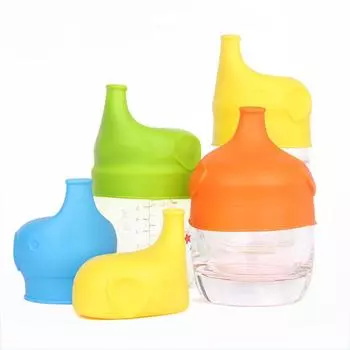 Крышка чашки с защитой от перелива. Пищевая силиконовая водонепроницаемая герметичная пыленепроницаемая крышка может быть вставлена в крышку соломенной чашки. красный