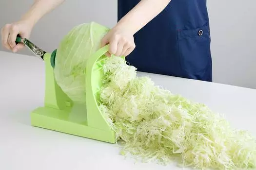 Кухонная утварь Ikko Cabek Chef Удобный предмет, позволяющий легко измельчать овощи зелёный