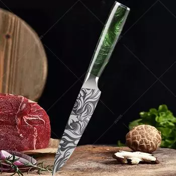 Кухонный многоцелевой нож из нержавеющей стали для резки мяса и овощей с зеленой резиновой ручкой и тонким лазерным узором.
