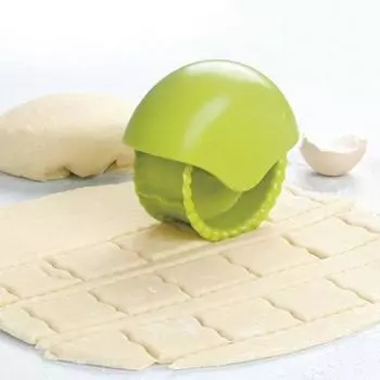 Кухонный резак для печенья, круглый поворот на 360°, вращающийся край, удобный в захвате, простой в эксплуатации резак для печенья B