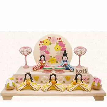 Куклы-хина Коти Пушистый цветок, пятиярусные, пять персон