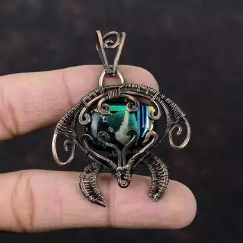 Кулон из американского дихроичного стекла, кулон, обернутый медной проволокой, ювелирные изделия из настоящего драгоценного камня, подвеска в виде черепахи, медная проволока ручной работы, ювелирное изделие, подарок для него